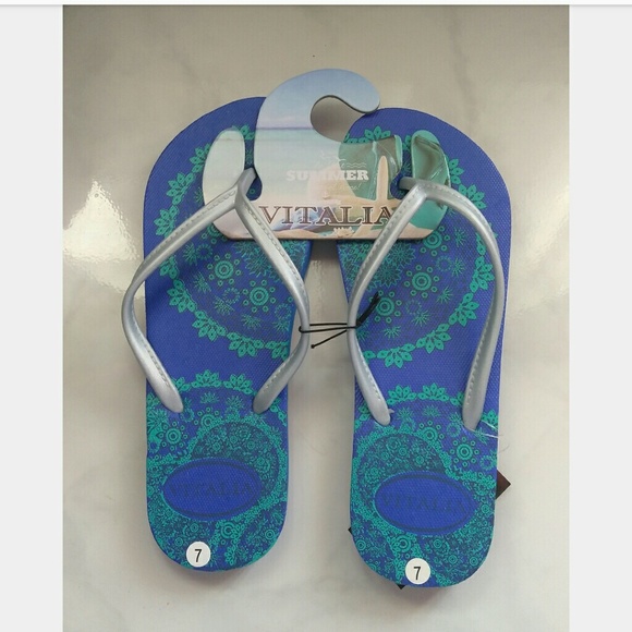 Women Blue Pattern Flip Flop Slippers - Picture 2 of 3